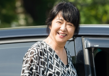 美保純 / 彼の母親・智子